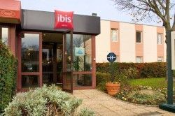 IBIS MELUN - Hotels Melun