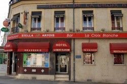 HOTEL LA CROIX BLANCHE - Hotels Melun